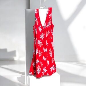 BB Dakota Red Floral Mini Dress Flowy at Bottom Lined Summer Spring Party Flower